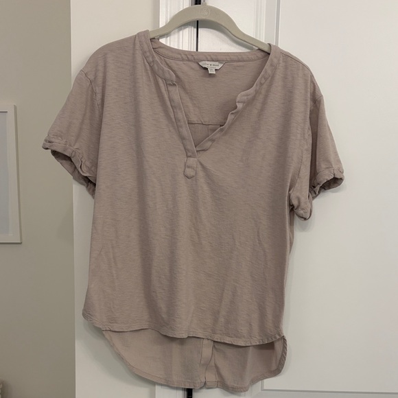 Lucky Brand Tops - Lucky Brand Light Taupe Short Sleeve Top